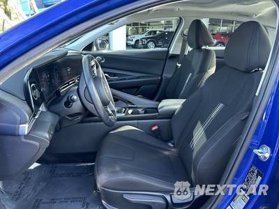 2025 Hyundai Elantra SEL Convenience - zdjęcie 31 z 38 - miniatura