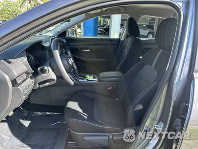 2025 Nissan Sentra SV - zdjęcie 31 z 40 - miniatura