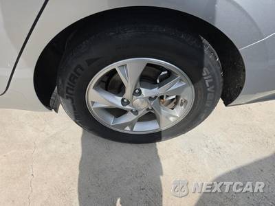 2021 Hyundai Elantra SE - zdjęcie 11 z 23 - miniatura