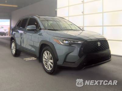 2024 Toyota Corolla Cross LE - zdjęcie 3 z 23 - miniatura