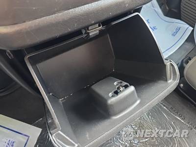 2018 Chevrolet Express 3500 Passenger Van LT 1LT 155.0" WB - zdjęcie 21 z 26 - miniatura