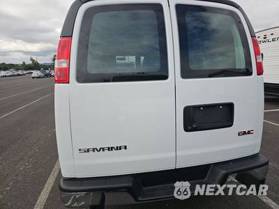 2025 GMC Savana 2500 Cargo Van 1WT 135.0" WB - zdjęcie 5 z 27 - miniatura