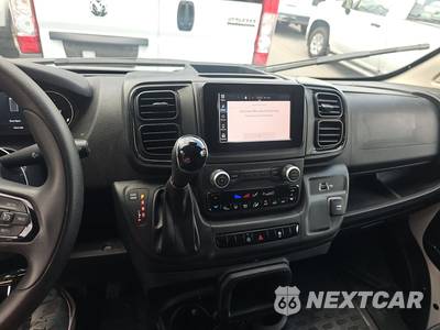 2025 Ram ProMaster 2500 Cargo Van Tradesman w/Passenger Seat Low Roof 136.0" WB - zdjęcie 11 z 22 - miniatura