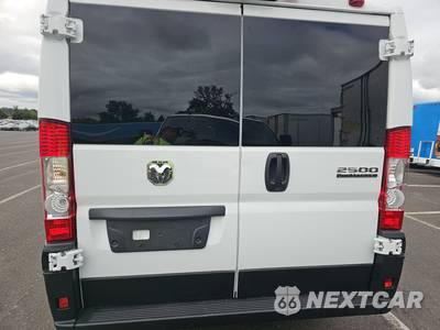 2025 Ram ProMaster 2500 Cargo Van Tradesman w/Passenger Seat Low Roof 136.0" WB - zdjęcie 5 z 32 - miniatura