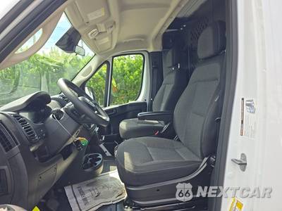 2025 Ram ProMaster 2500 Cargo Van Tradesman w/Passenger Seat Low Roof 136.0" WB - zdjęcie 7 z 29 - miniatura