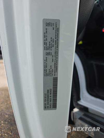2025 Ram ProMaster 2500 Cargo Van Tradesman w/Passenger Seat Low Roof 136.0" WB - zdjęcie 14 z 20 - miniatura