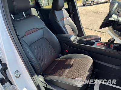 2025 Nissan Kicks SR - zdjęcie 15 z 25 - miniatura