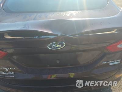 2013 Ford Fusion Titanium - zdjęcie 16 z 41 - miniatura