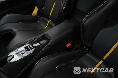 2021 Ferrari SF90 Stradale - zdjęcie 12 z 47 - miniatura