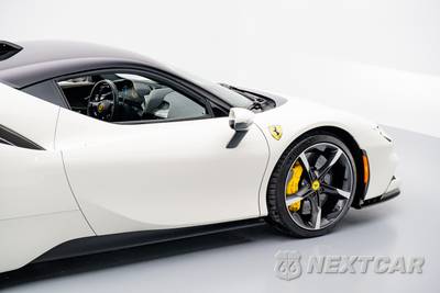 2021 Ferrari SF90 Stradale - zdjęcie 18 z 47 - miniatura