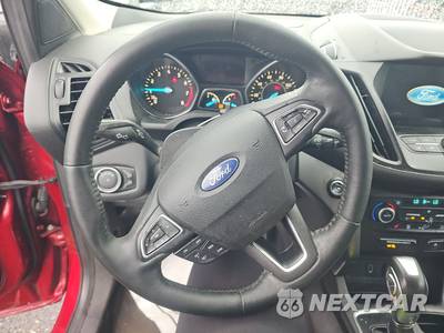 2019 Ford Escape SEL - zdjęcie 10 z 43 - miniatura
