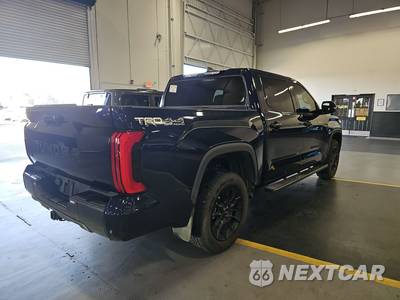2024 Toyota Tundra Hybrid Limited Crew Cab Short Bed - zdjęcie 4 z 24 - miniatura