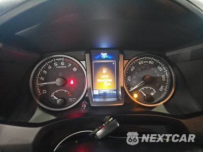 2021 Toyota Tacoma TRD Sport Crew Cab Medium Bed - zdjęcie 12 z 19 - miniatura