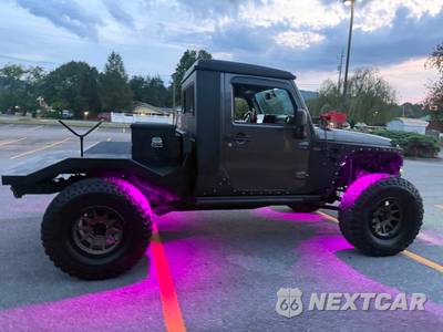 2016 Jeep Wrangler Unlimited Sahara - zdjęcie 13 z 50 - miniatura