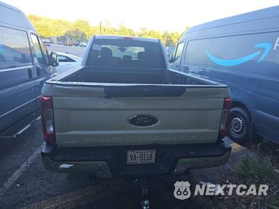 2018 Ford Super Duty F-250 XLT Crew Cab Medium Bed - zdjęcie 5 z 18 - miniatura