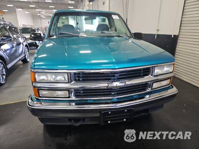 1995 Chevrolet K1500 Regular Cab Medium Bed - zdjęcie 2 z 27 - miniatura