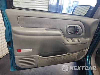 1995 Chevrolet K1500 Regular Cab Medium Bed - zdjęcie 9 z 27 - miniatura