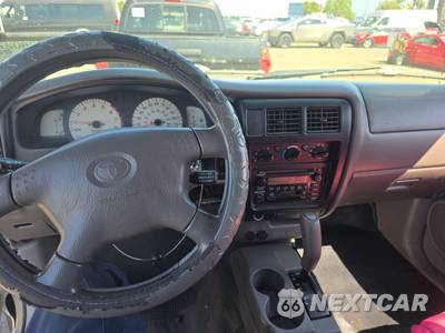 2004 Toyota Tacoma PreRunner Crew Cab Medium Bed - zdjęcie 11 z 29 - miniatura