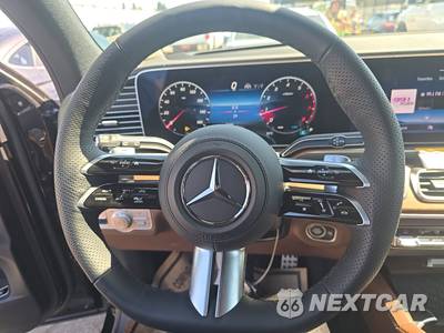 2025 Mercedes-Benz GLS 450 4MATIC - zdjęcie 10 z 19 - miniatura