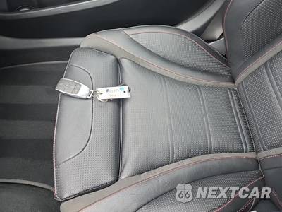 2021 Mercedes-Benz AMG C 43 4MATIC Sedan - zdjęcie 21 z 22 - miniatura