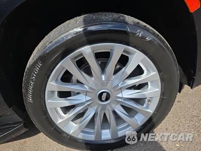 2023 Cadillac Escalade ESV Luxury 1SA - zdjęcie 9 z 22 - miniatura