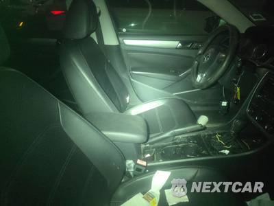 2014 Volkswagen Passat 1.8T S - zdjęcie 8 z 27 - miniatura