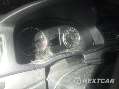 2014 Volkswagen Passat 1.8T S - zdjęcie 12 z 27 - miniatura