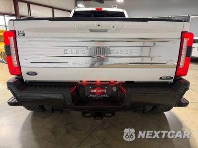 2024 Ford Super Duty F-350 King Ranch Crew Cab Long Bed DRW - zdjęcie 11 z 41 - miniatura