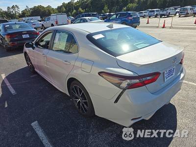 2024 Toyota Camry SE - zdjęcie 6 z 23 - miniatura