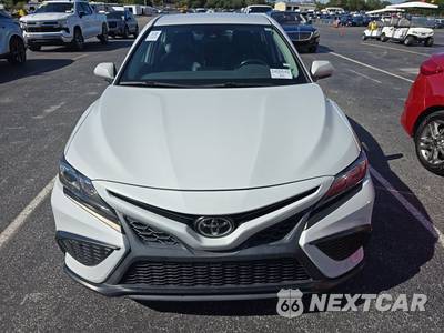 2024 Toyota Camry SE - zdjęcie 2 z 23 - miniatura