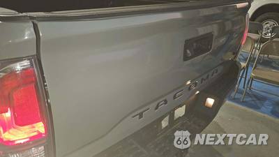 2022 Toyota Tacoma TRD Sport Crew Cab Medium Bed - zdjęcie 27 z 53 - miniatura