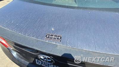 2012 Toyota Camry SE - zdjęcie 30 z 44 - miniatura