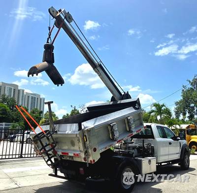 2017 Ford Super Duty F-550 Cab Chassis XL Extended Cab w/Rear Doors DRW - zdjęcie 7 z 13 - miniatura