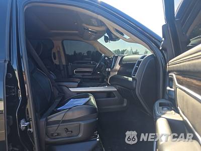 2019 Ram 3500 Laramie Crew Cab Long Bed - zdjęcie 8 z 39 - miniatura