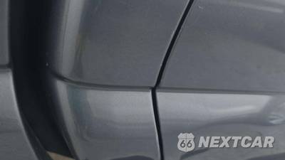 2021 Nissan TITAN SV Crew Cab Short Bed - zdjęcie 28 z 33 - miniatura
