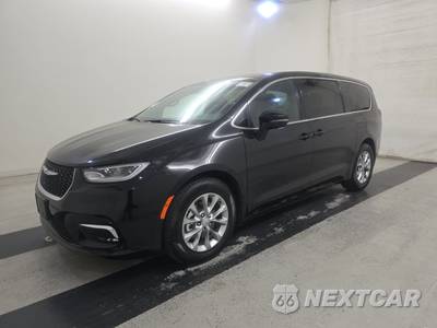 2026 Chrysler Pacifica Limited 121.6" WB