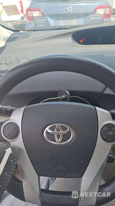 2010 Toyota Prius II - zdjęcie 54 z 55 - miniatura