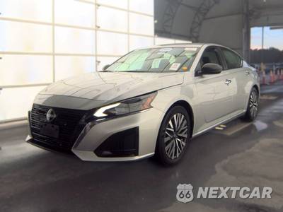 2025 Nissan Altima SV - zdjęcie 1 z 18 - miniatura