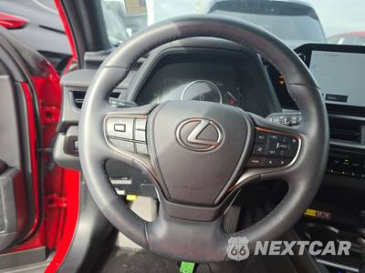 2024 Lexus UX 250h Premium - zdjęcie 10 z 34 - miniatura