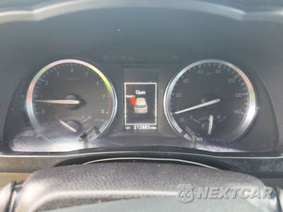 2015 Toyota Highlander XLE - zdjęcie 12 z 26 - miniatura