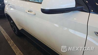2025 Hyundai Venue SEL - zdjęcie 28 z 28 - miniatura