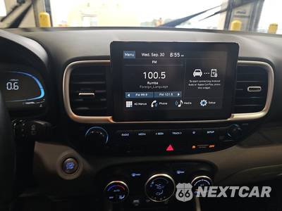 2025 Hyundai Venue SEL - zdjęcie 11 z 34 - miniatura