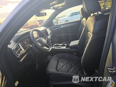 2025 Volkswagen Atlas Cross Sport 2.0T SE w/Technology - zdjęcie 7 z 24 - miniatura