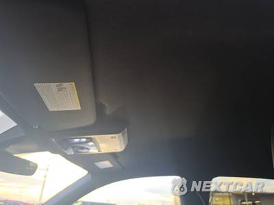 2025 Volkswagen Atlas Cross Sport 2.0T SE w/Technology - zdjęcie 17 z 24 - miniatura