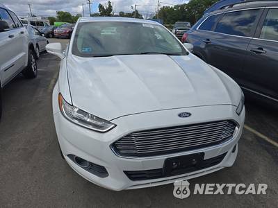 2016 Ford Fusion SE - zdjęcie 2 z 56 - miniatura