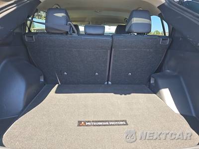 2025 Mitsubishi Eclipse Cross SE - zdjęcie 16 z 24 - miniatura