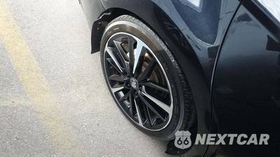 2019 Toyota Camry XSE - zdjęcie 35 z 42 - miniatura