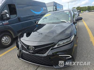 2019 Toyota Camry XSE - zdjęcie 2 z 42 - miniatura