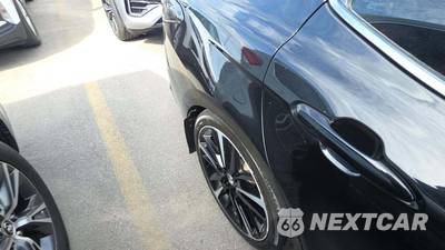 2019 Toyota Camry XSE - zdjęcie 39 z 42 - miniatura