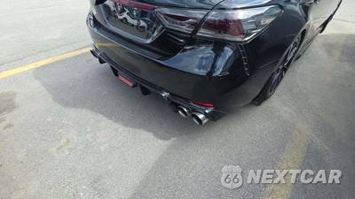 2019 Toyota Camry XSE - zdjęcie 40 z 42 - miniatura